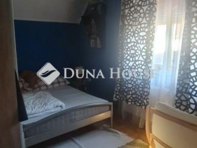 Eladó családi ház Vecsés