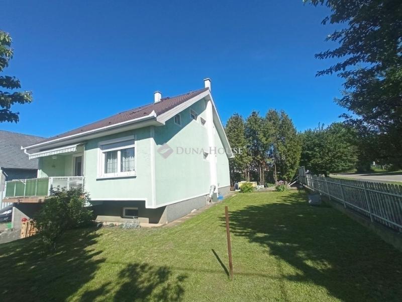 Eladó családi ház Biatorbágy