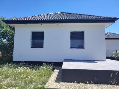 Eladó ikerház Velence