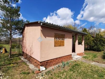 Eladó családi ház Tápiószentmárton