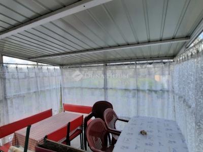 Eladó családi ház Tápiószentmárton