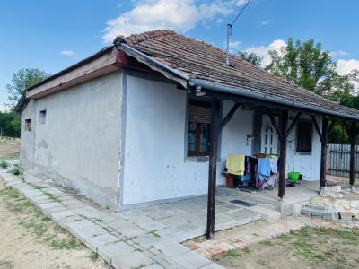 Eladó családi ház Pusztavacs