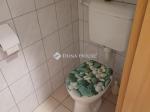 Eladó utcai bejáratú üzlethelység Pécs