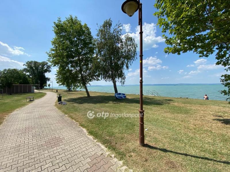 Eladó nyaraló Siófok