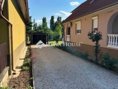 Eladó családi ház Siklós