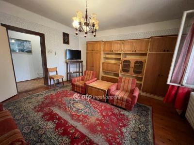 Eladó családi ház Nagybajcs