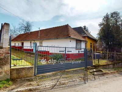 Eladó családi ház Mád