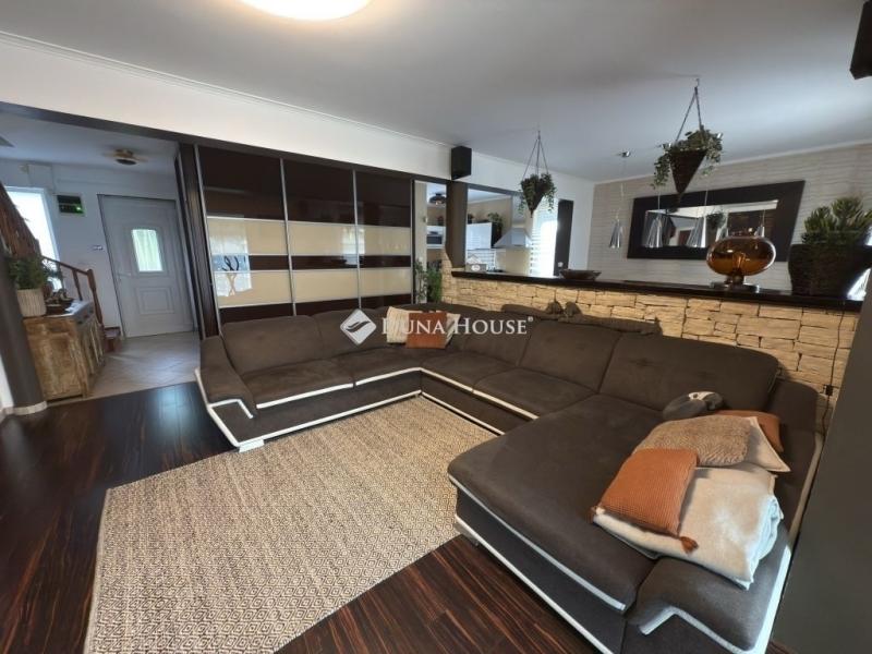 Eladó családi ház Budapest