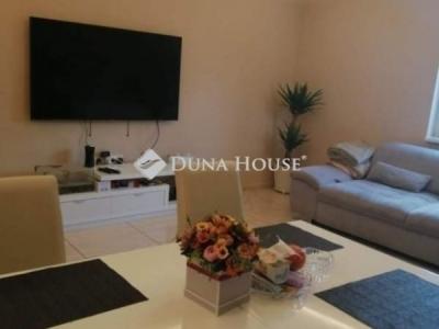 Eladó családi ház Vecsés