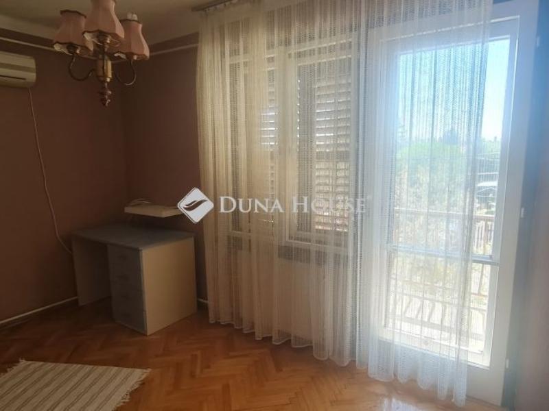 Eladó családi ház Vecsés