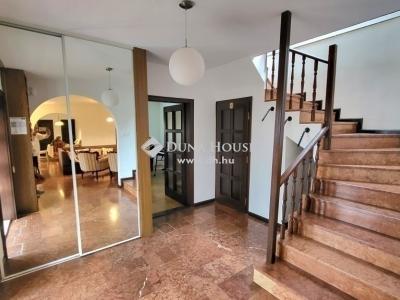 Eladó családi ház Budapest