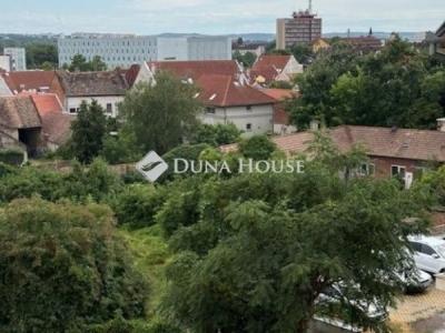 Eladó lakás Pécs