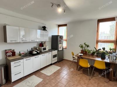 Eladó lakás Kecskemét