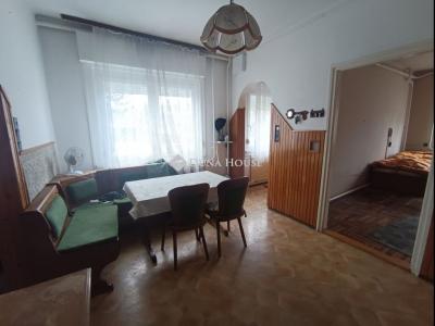 Eladó családi ház Szigetszentmiklós