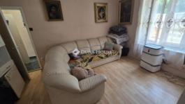 Eladó házrész Pécel