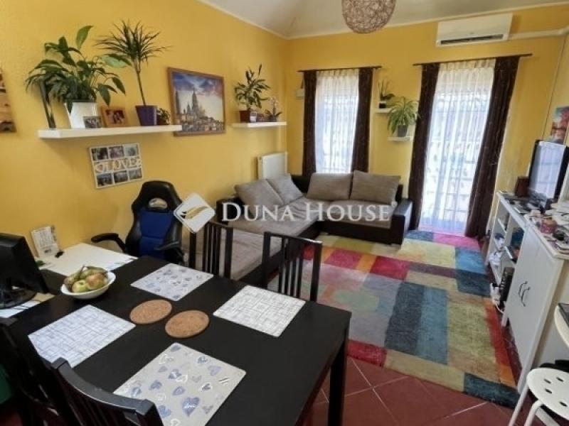 Eladó lakás Gyömrő