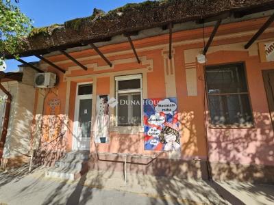 Eladó családi ház Szentes