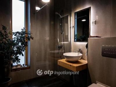 Eladó családi ház Balatonalmádi