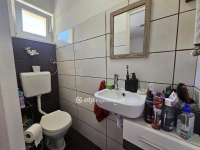 Eladó családi ház Budapest