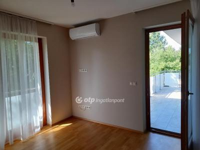 Eladó családi ház Budapest