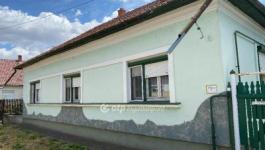 Eladó családi ház Kunmadaras