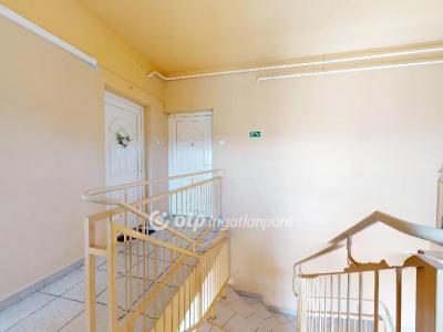 Eladó lakás Mezőkövesd