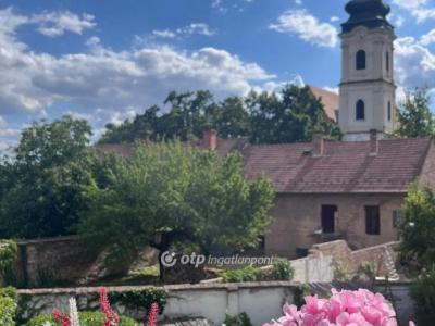 Eladó családi ház Szeged