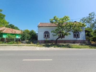 Eladó családi ház Tiszavasvári