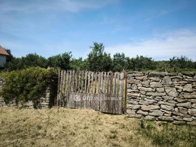 Eladó lakóövezeti telek Kisgyőr