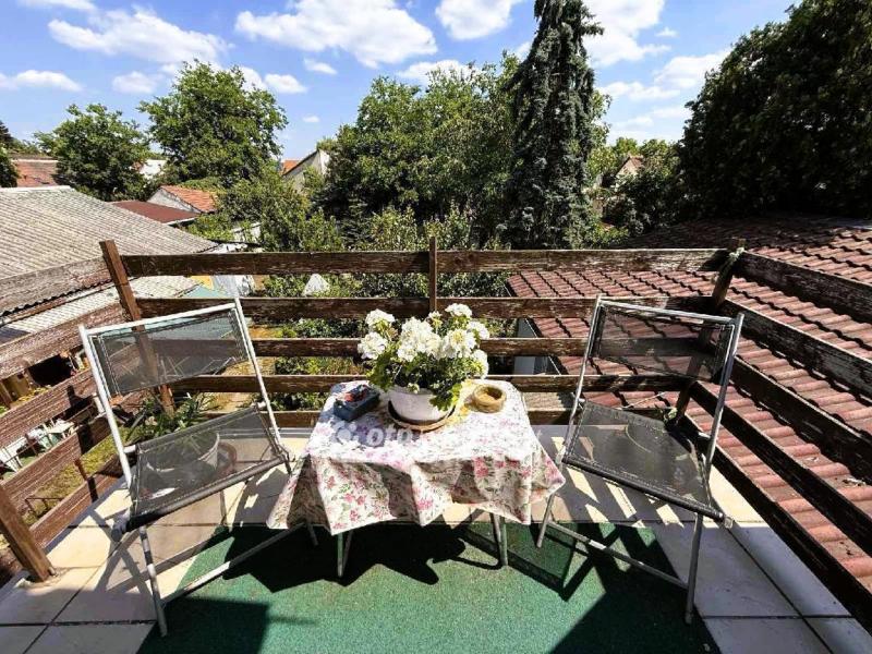 Eladó családi ház Budapest