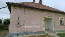 Eladó családi ház Egyek