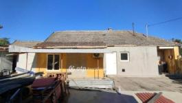 Eladó családi ház Jászberény