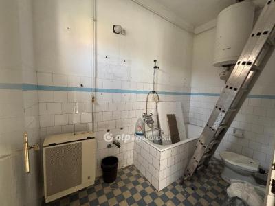 Eladó családi ház Tét