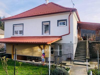 Eladó családi ház Városlőd