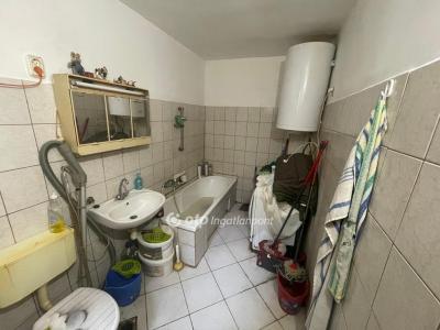 Eladó családi ház Törökbálint