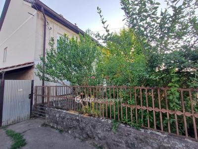 Eladó családi ház Egerbakta