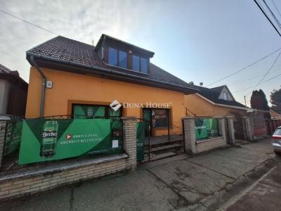 Eladó családi ház Érd