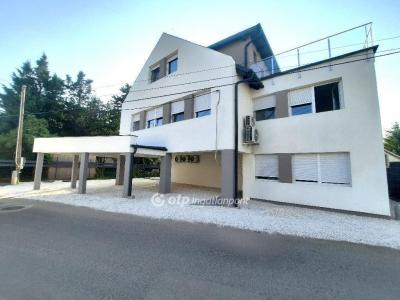 Eladó lakás Albertirsa