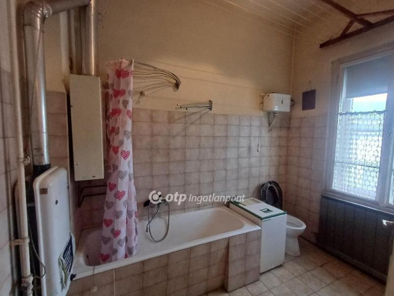 Eladó családi ház Budapest