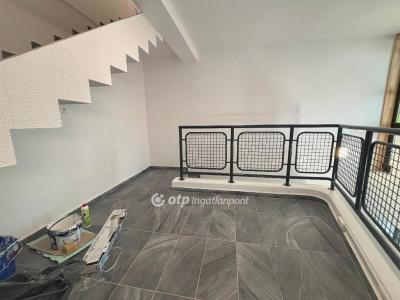 Eladó lakás Siófok