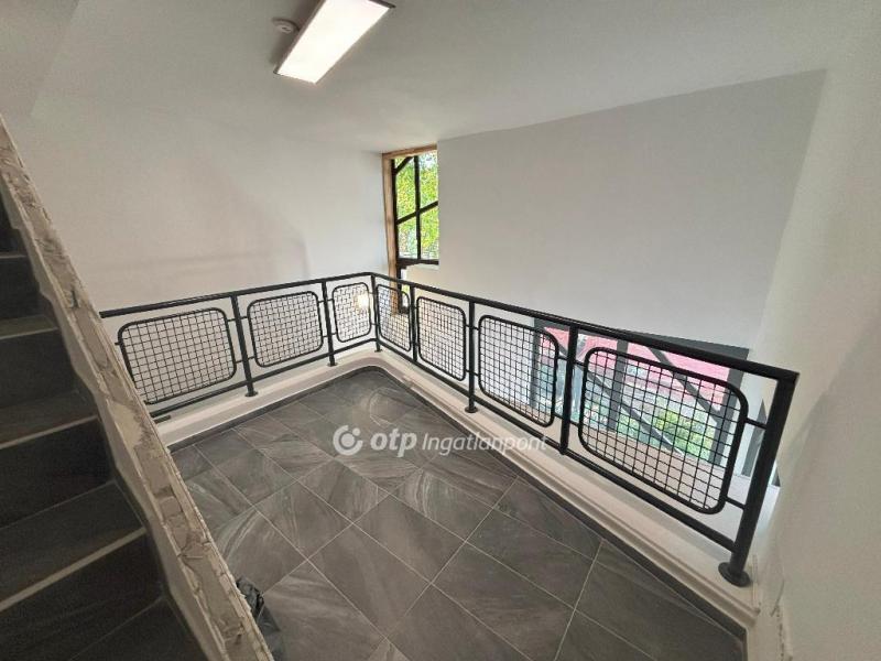 Eladó lakás Siófok