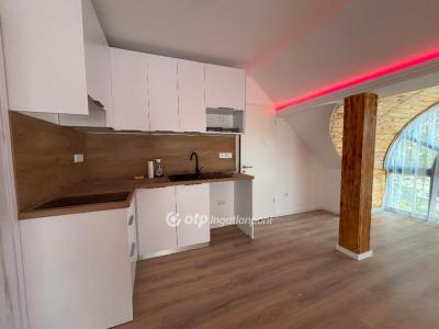 Eladó lakás Siófok