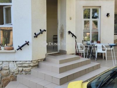 Eladó családi ház Pécs
