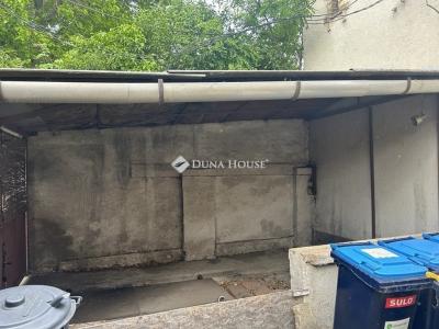 Eladó családi ház Budapest