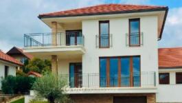 Eladó ikerház Balatonfüred