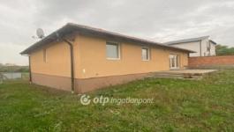 Eladó családi ház Gyöngyös