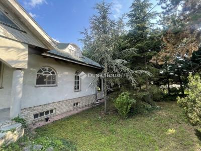 Eladó családi ház Érd