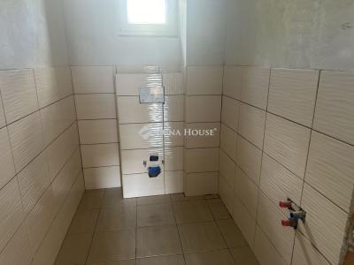 Eladó családi ház Kesztölc