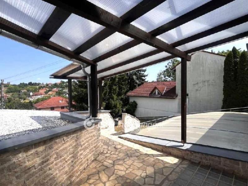 Eladó családi ház Pécs