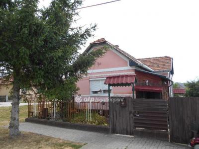 Eladó családi ház Serényfalva